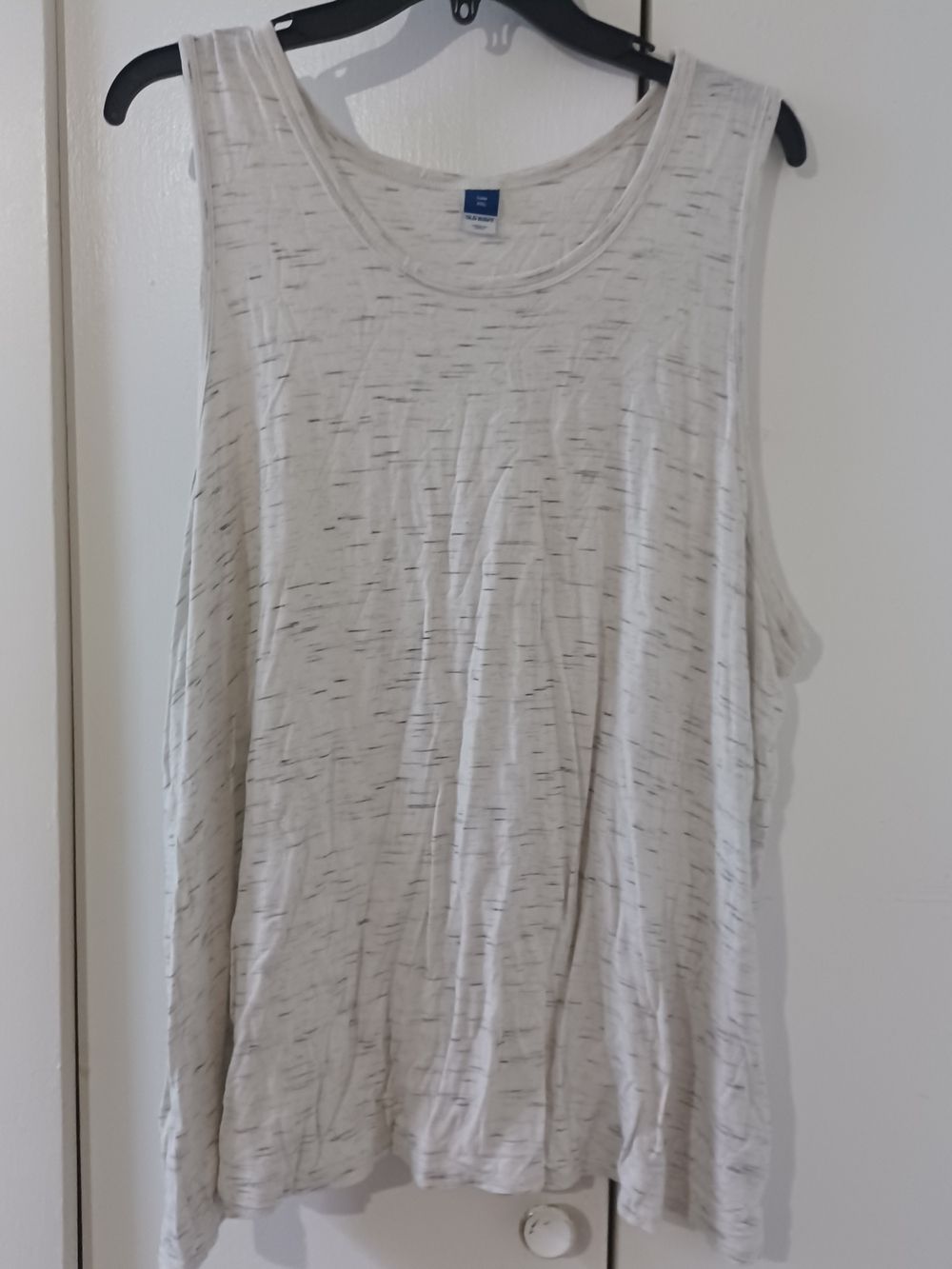 Old Navy White Speckled Scoop Neck Tank Top